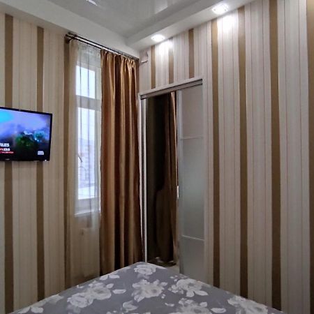 Апартаменты Левада Апартаменти Левада Apartments Levada Charkiv Esterno foto